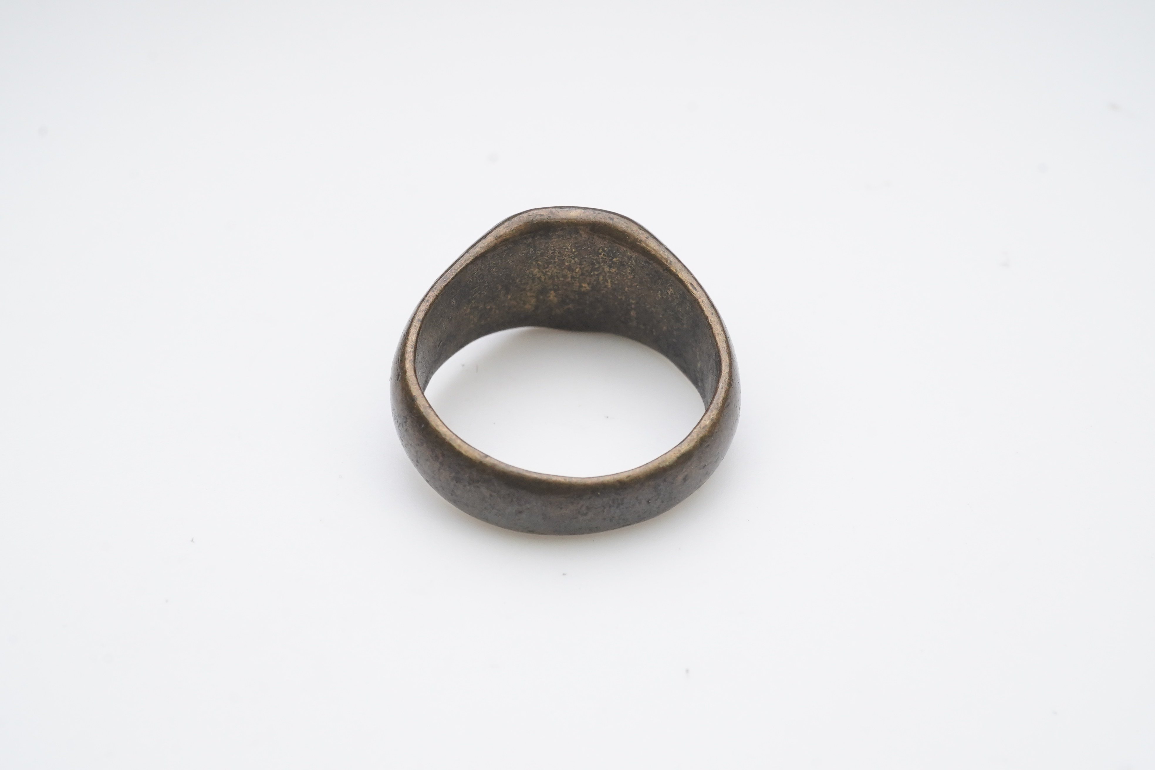 A fine Tudor gilt bronze signet ring, England, late 15th/early 16th century